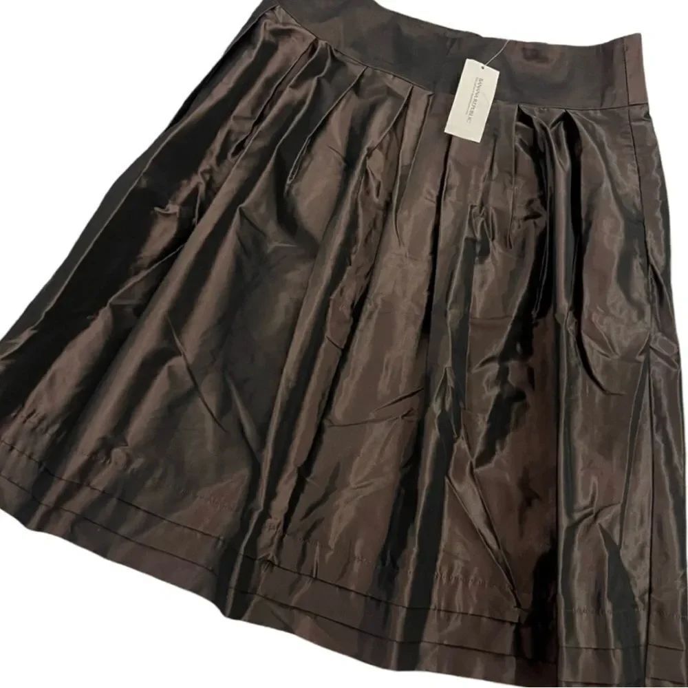 NWT Banana Republic Shimmer Brown High Waisted Fit & Flare Pleated Circle Skirt